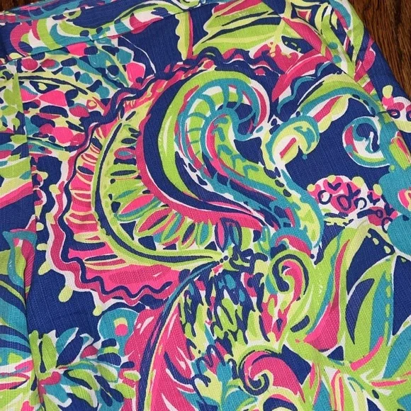 Lilly Pulitzer Magnolia Scallop Short Toucan Play size 10 NWOT - Picture 3 of 6